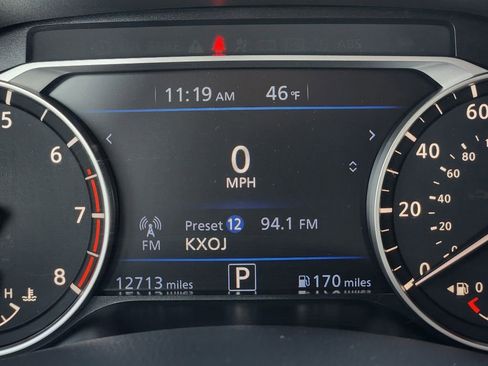 Used 2025 Nissan Altima 2.5 SV image 17