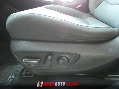 Used 2023 Toyota RAV4 AWD Hybrid image 52