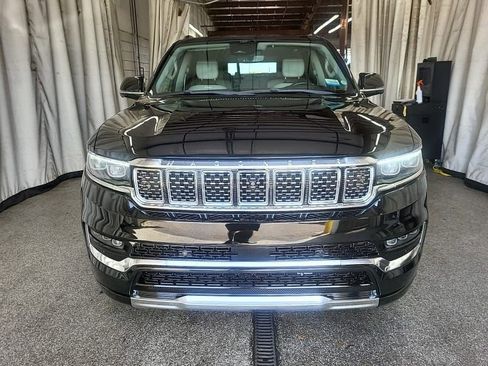 Used 2022 Jeep Grand Wagoneer Series I AWD/4WD image 6