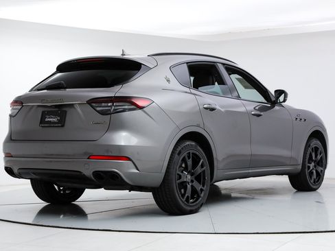 Certified 2022 Maserati Levante GT AWD/4WD image 5