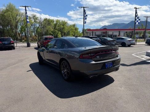 Used 2018 Dodge Charger GT AWD/4WD image 9