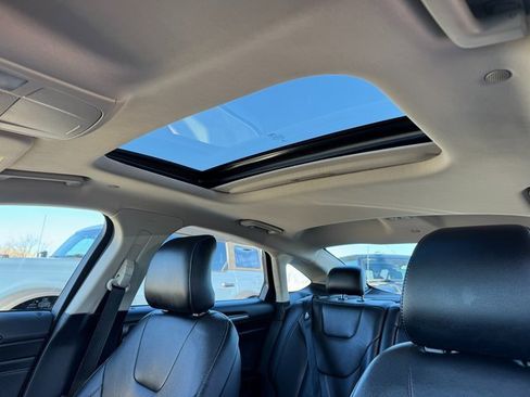 Used 2019 Ford Fusion Titanium image 28