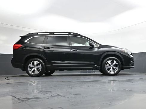 Used 2019 Subaru Ascent Premium image 33