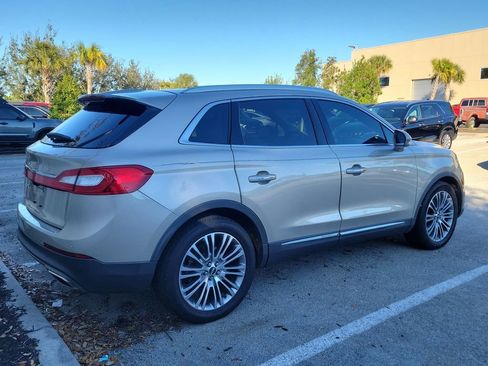Used 2017 Lincoln MKX Reserve w/ Lincoln MKX Climate Package image 7