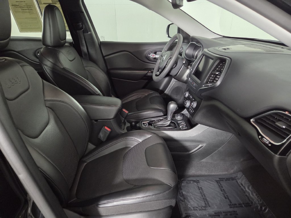 Used 2023 Jeep Cherokee Altitude Lux AWD/4WD image 31