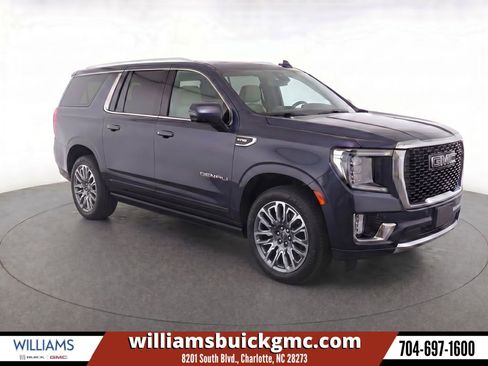 Used 2023 GMC Yukon XL Denali Ultimate w/ LPO, Floor Liner Package AWD/4WD image 1