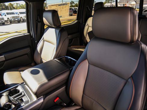 New 2025 Ford F150 Lariat w/ Equipment Group 501A Mid image 19