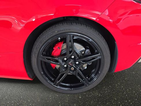 Used 2022 Chevrolet Corvette Stingray Coupe w/ 1LT image 27