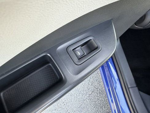 Used 2023 Volkswagen Taos S image 28