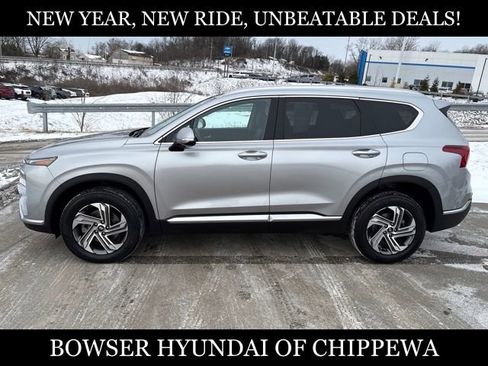 Used 2021 Hyundai Santa Fe SEL w/ Convenience Package image 2