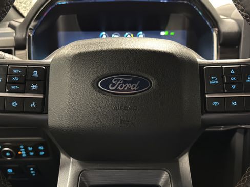Used 2025 Ford F150 Lariat w/ Equipment Group 501A Mid AWD/4WD image 17