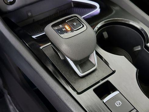 Used 2025 Nissan Rogue SL image 21