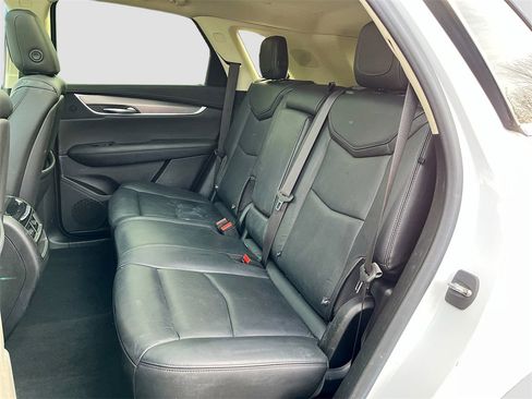 Used 2019 Cadillac XT5 Luxury image 25