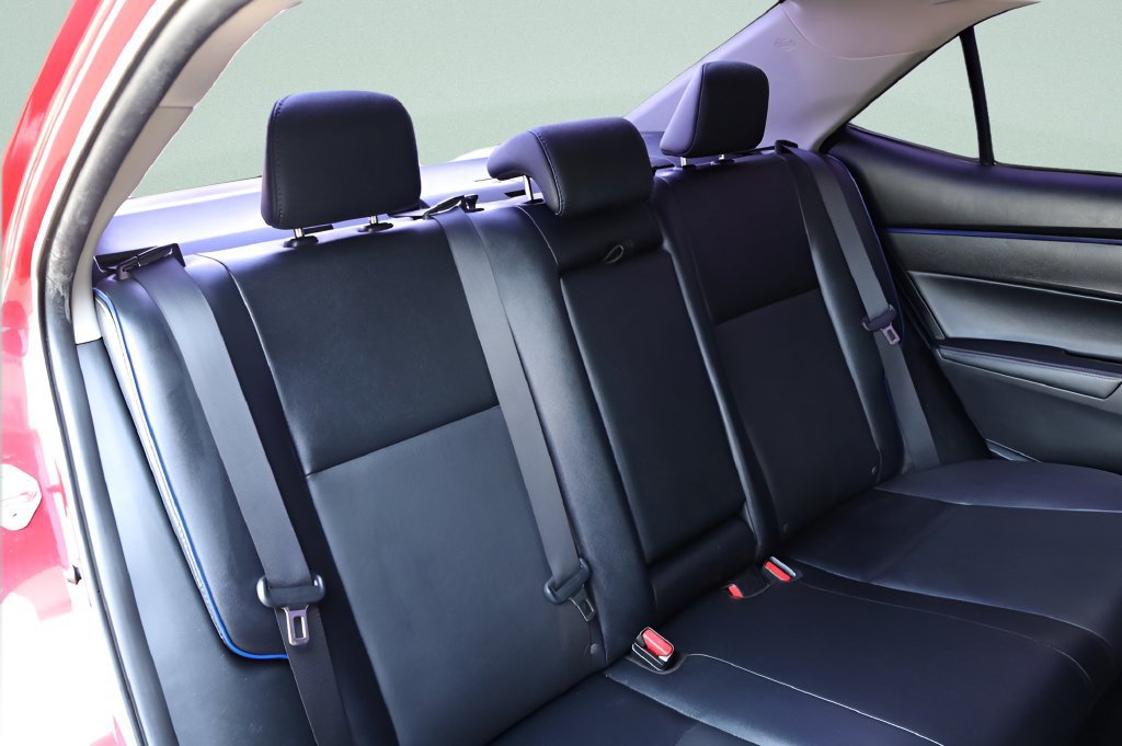 Certified 2017 Toyota Corolla XSE w/ Carpet Mat Package (TMS) FWD image 25