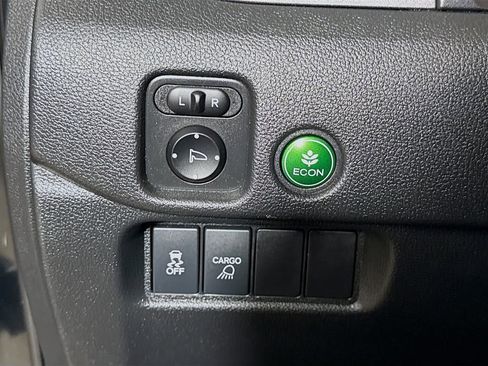 Used 2018 Honda Ridgeline RTL-T image 6