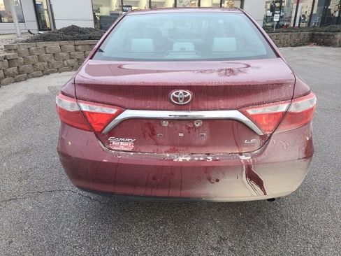 Used 2015 Toyota Camry XLE image 4