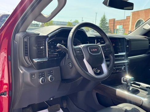 Used 2024 GMC Sierra 1500 SLT w/ SLT Premium Plus Package AWD/4WD image 9