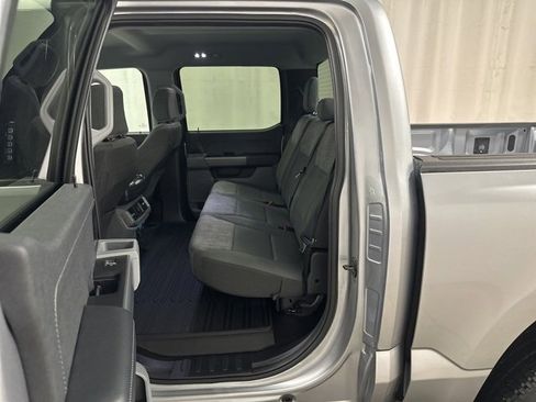 Used 2023 Ford F150 Lightning XLT image 12