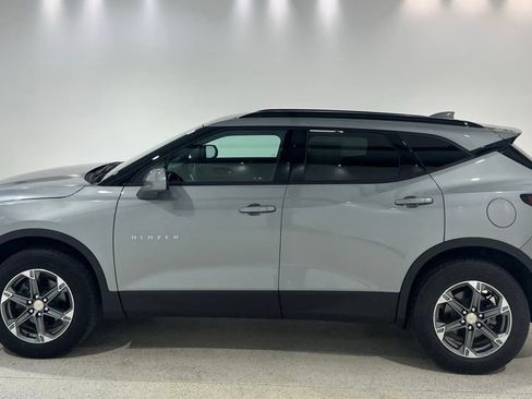 Used 2024 Chevrolet Blazer LT w/ Convenience Package FWD image 2