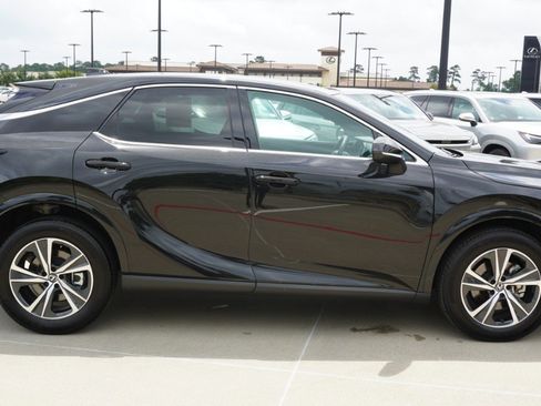 Used 2025 Lexus RX 350 FWD w/ Technology Package image 5