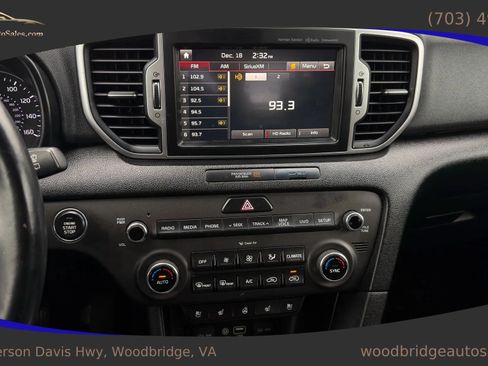 Used 2017 Kia Sportage EX w/ EX Technology Package AWD/4WD image 17