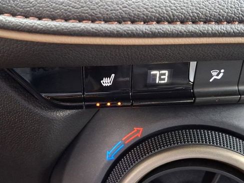 Used 2023 Chevrolet Blazer Premier w/ Driver Confidence II Package image 36