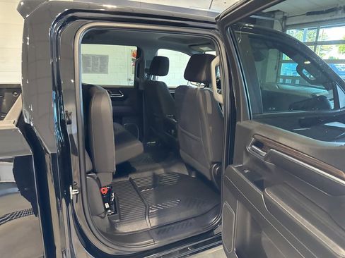 Used 2023 Chevrolet Silverado 1500 RST image 15