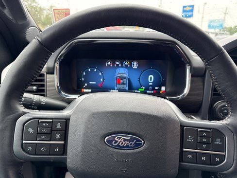 Used 2024 Ford F150 Lariat w/ FX4 Off-Road Package image 27