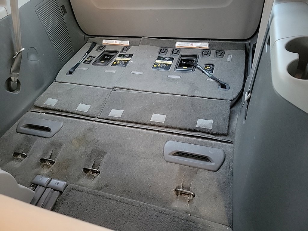 Used 2015 Toyota Sienna LE FWD image 12