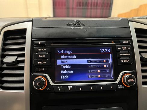 Used 2018 Nissan Frontier SV RWD image 31