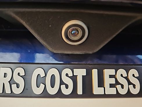 Used 2017 Jeep Renegade Latitude image 13