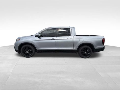 Used 2017 Honda Ridgeline RTL-T image 3