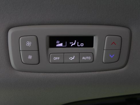 New 2027 Kia Carnival SX FWD image 18
