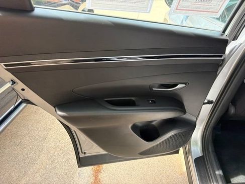 Used 2022 Hyundai Tucson SE FWD image 15