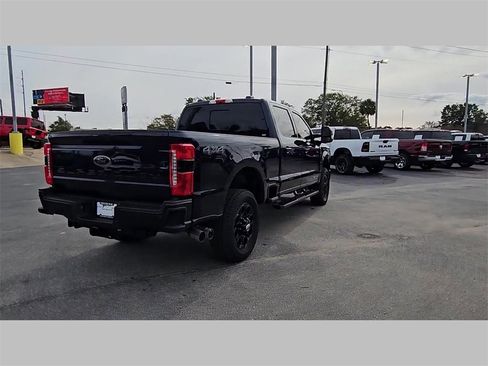 Used 2024 Ford F250 Lariat w/ Lariat Ultimate Package image 34