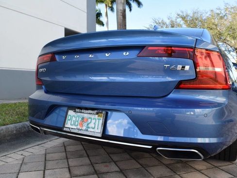 Used 2020 Volvo S90 T6 R-Design image 19