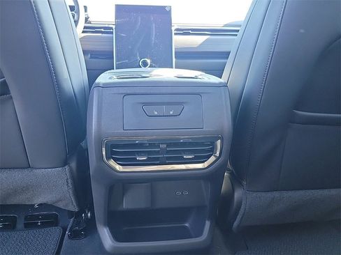 New 2025 GMC Sierra EV Denali image 29