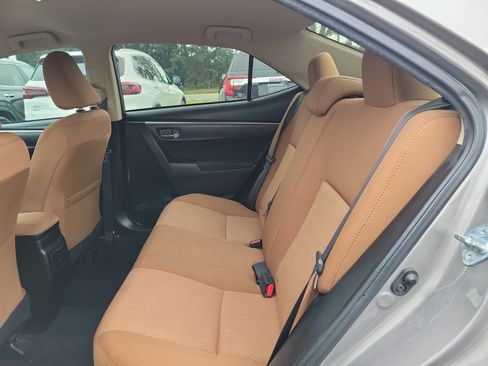 Used 2014 Toyota Corolla LE FWD image 12