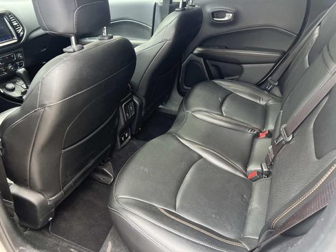 Used 2019 Jeep Compass Limited AWD/4WD image 11