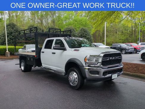 Used 2022 RAM 5500 Tradesman w/ Chrome Appearance Group RWD image 7