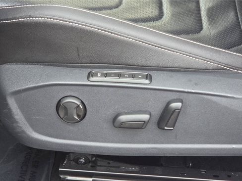 Certified 2023 Volkswagen Jetta SEL FWD image 15