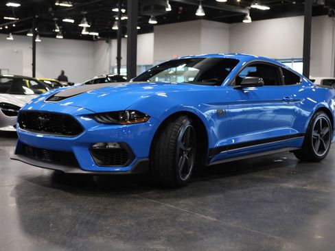 Used 2022 Ford Mustang Mach 1 RWD image 3