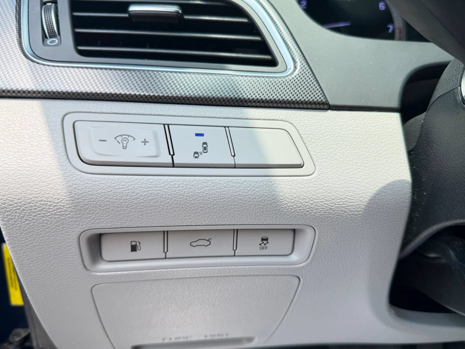 Used 2015 Hyundai Sonata Sport w/ Option Group 04 FWD image 27