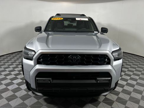Certified 2025 Toyota 4Runner TRD Off-Road Premium image 2