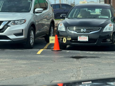 Used 2020 BMW 530i xDrive w/ Premium Package image 25