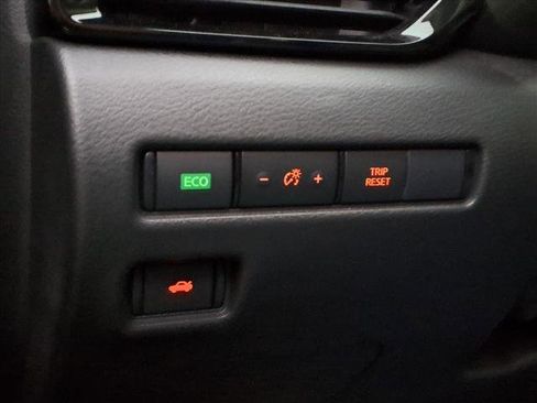 Used 2024 Nissan Sentra SV image 14