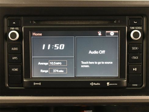 Used 2017 Toyota Tacoma SR5 image 9