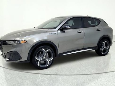 Used 2026 Alfa Romeo Tonale w/ Active Assist Package AWD/4WD image 4