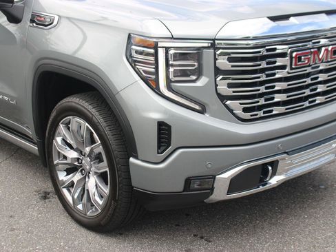 Used 2026 GMC Sierra 1500 Denali AWD/4WD image 9