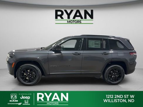 New 2026 Jeep Grand Cherokee Altitude AWD/4WD image 6